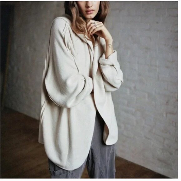 Urban Outfitters Sweaters - Out From Under Houston Hooded Cardigan Women’s Small Oversized Drapey Tan